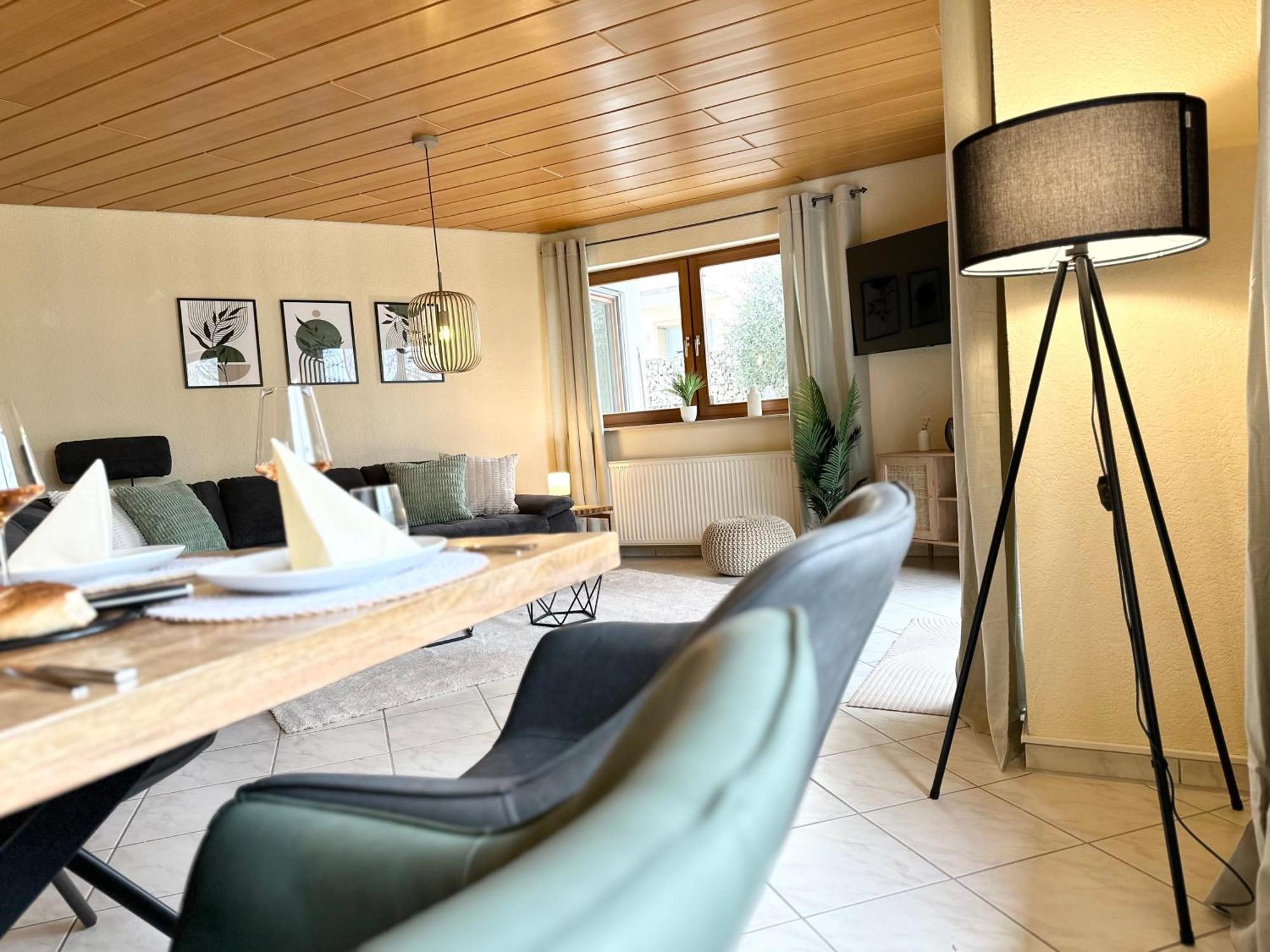 Seehaus Aachblick, Exklusive Appartements Und Ferienwohnungen Ульдінген-Мюльгофен Екстер'єр фото